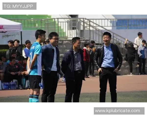 如何通过有效的心理调节提升足球比赛中的团队士气和个人信心 如何通过有效的心理调节提升足球比赛中的团队士气和个人信心