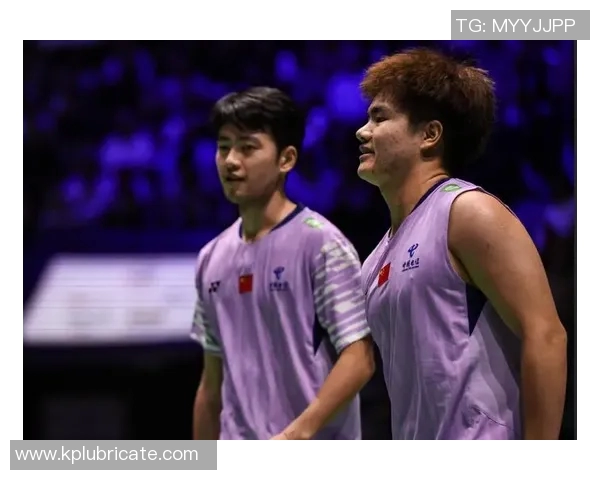 羽毛球VS100的精彩对决揭示运动技巧与战术的完美结合